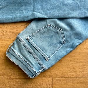 Mother denim Weekender Fray